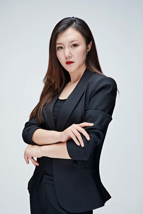 邱鲁意 商务拓展总监